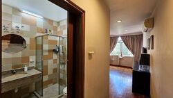 Mayflower Gardens (D20), Terrace #564994291